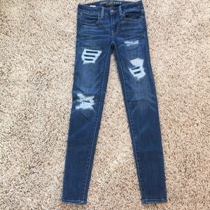distressed american eagle jeans!